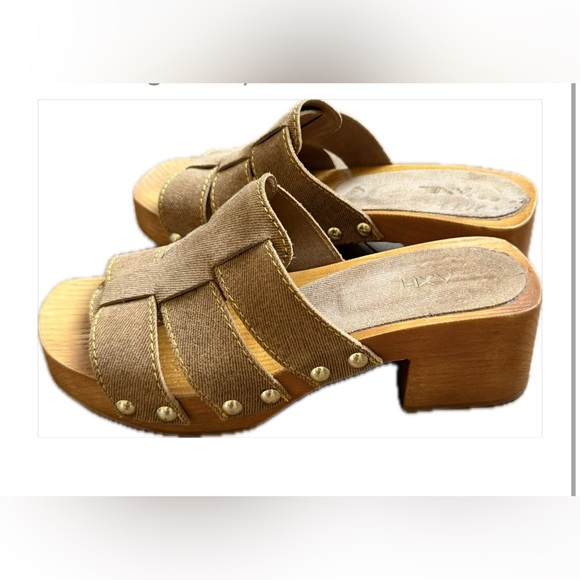 Axel Women's Brown clogs - Picture 1 of 3